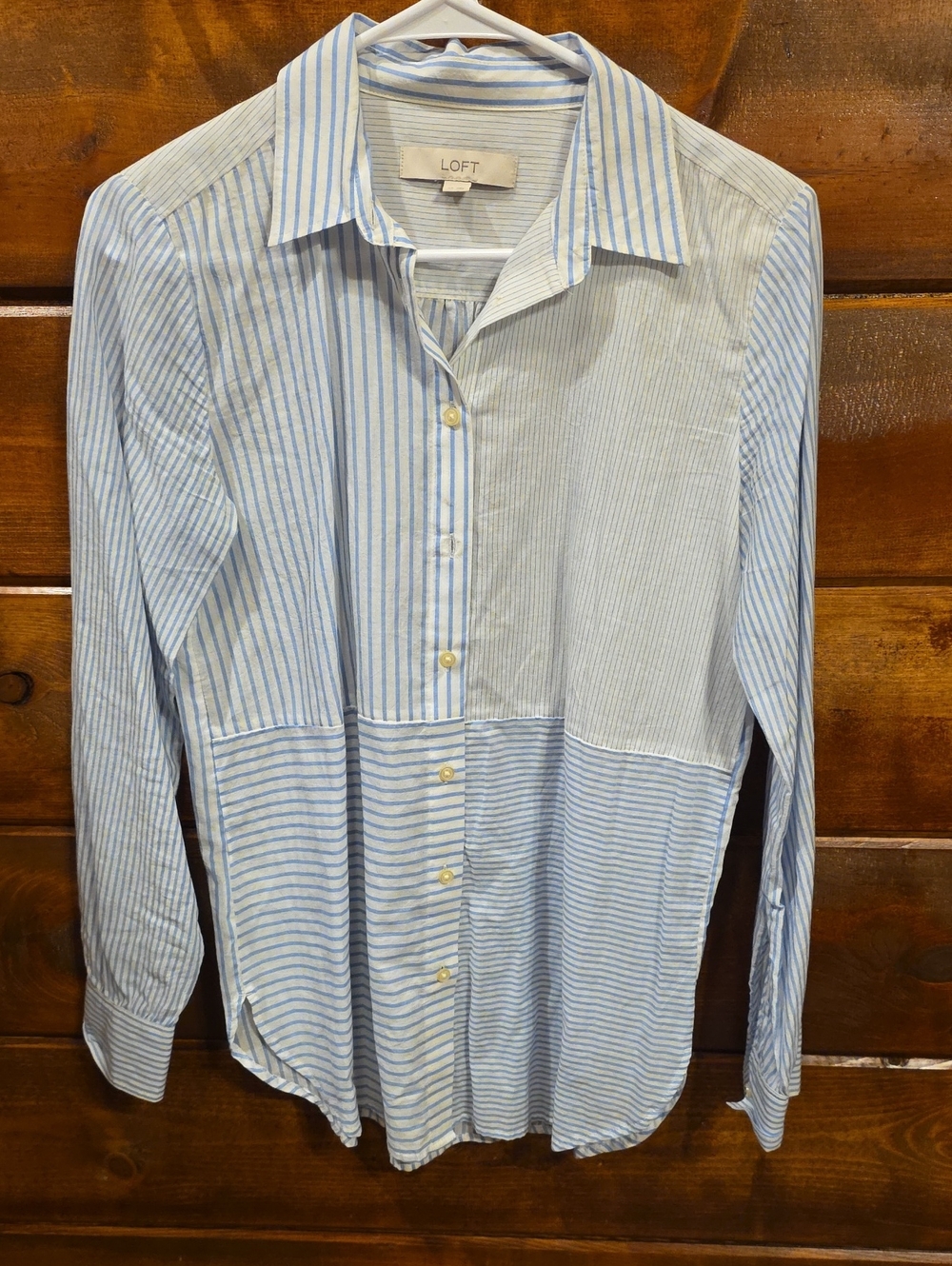 LOFT Wimen's Blue & White Striped Button-Up Shirt